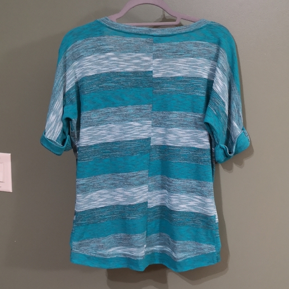 Vanity Teal Striped Floral Burnout Short Roll Cuff Sleeve Top Sz M - Picture 5 of 8